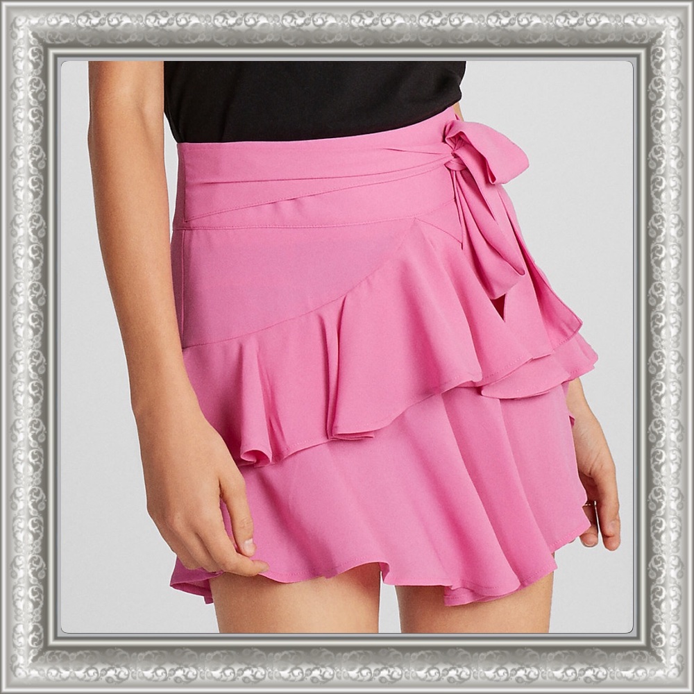 High Waisted Ruffle Mini Skirt - Picture 2 of 6